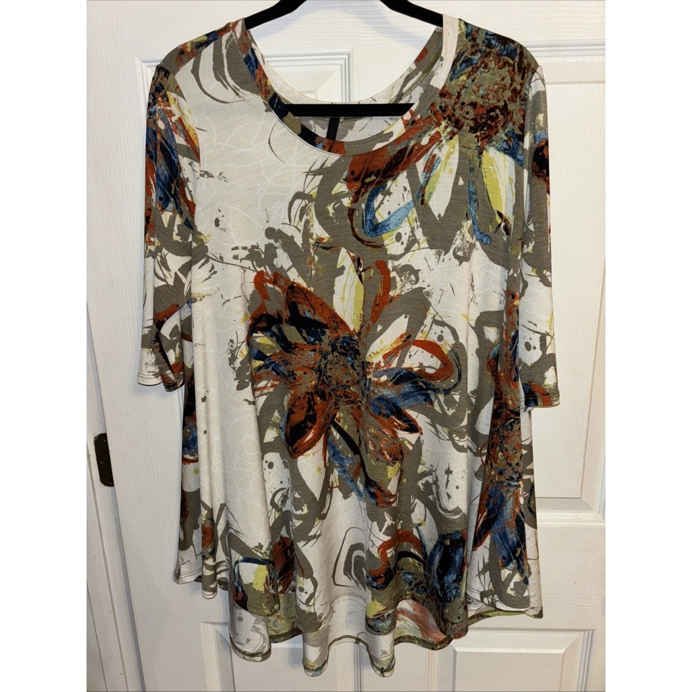 IC Connie K Sz L Knit Swing Tunic Top Abstract Floral Artsy Loose Fit USA Made